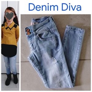 Denim Diva Ankle Jeans